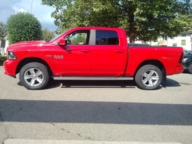 Dodge RAM 1500 Flame Red