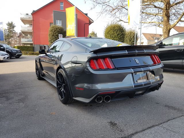 Ford Shelby GT350 !