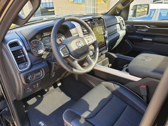 Nouveau Dodge RAM 1500 Laramie Sport